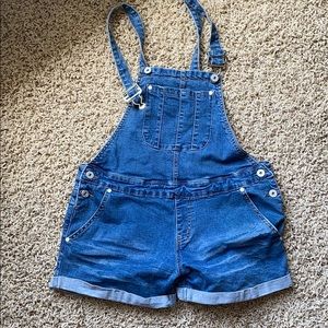 👚NWOT👖Listicle Overall Shorts